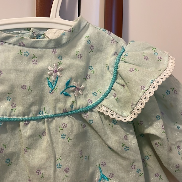 Vintage Newborn Daisies top - Picture 4 of 8